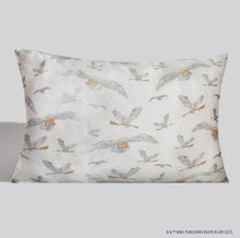 Load image into Gallery viewer, Harry Potter x Kitsch Satin Pillowcase