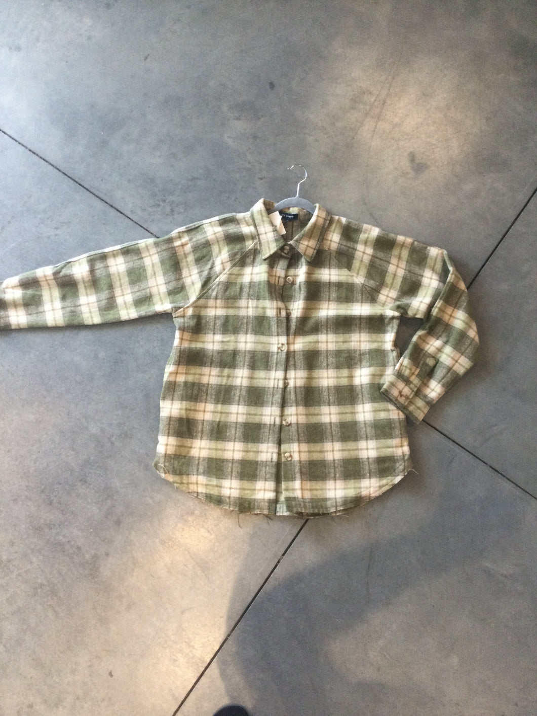 Collared Long Sleeve Button Down Shirt