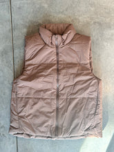 Load image into Gallery viewer, Corduroy Reversible Puffer Vest

