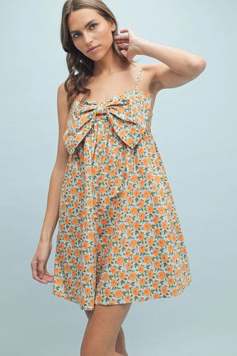 girl wearing romper 