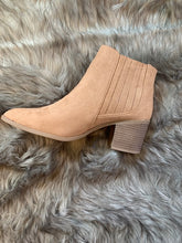 Load image into Gallery viewer, Topanga Bootie Taupe
