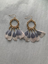 Load image into Gallery viewer, Boho Feather Earring-Grey
